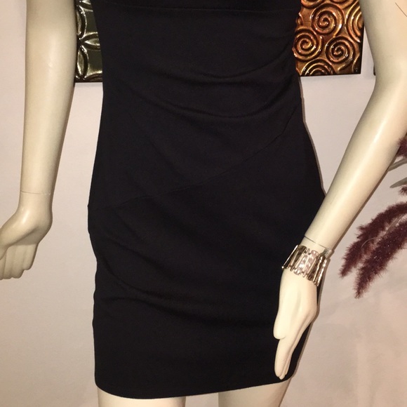 Express Dress - Picture 4 of 5